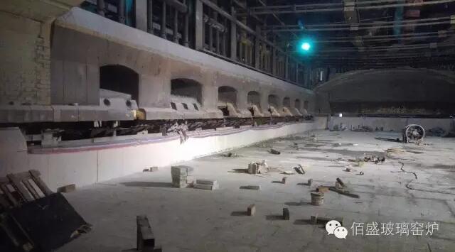 午夜国产精品视频