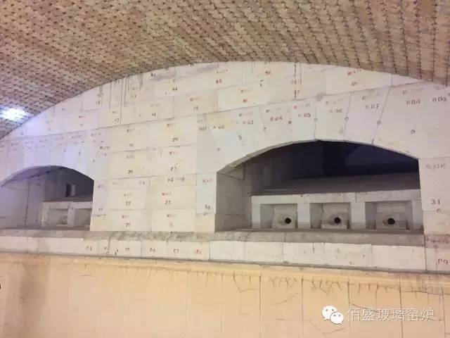 午夜国产精品视频