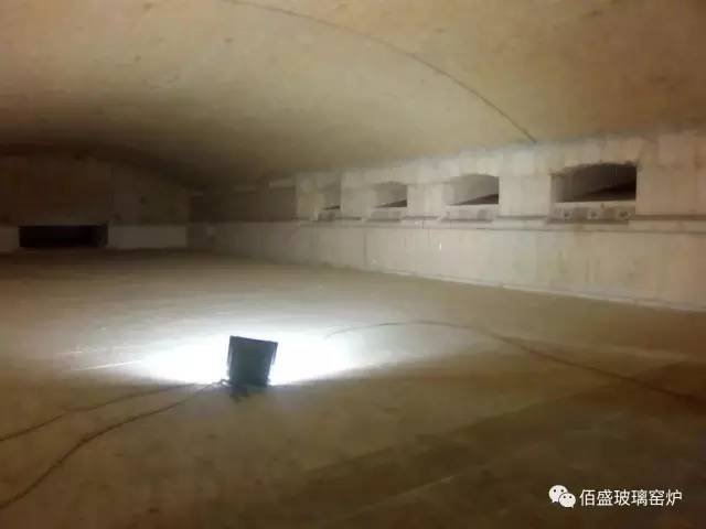 午夜免费三级片