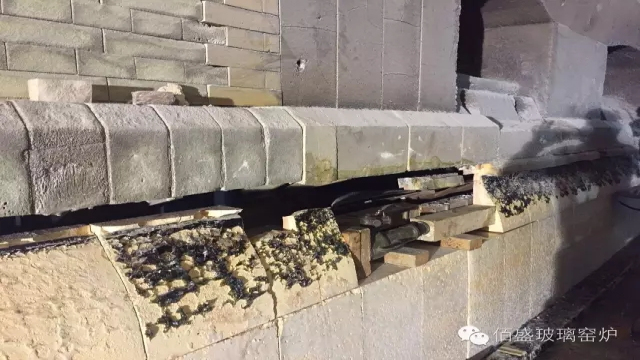 午夜国产精品视频