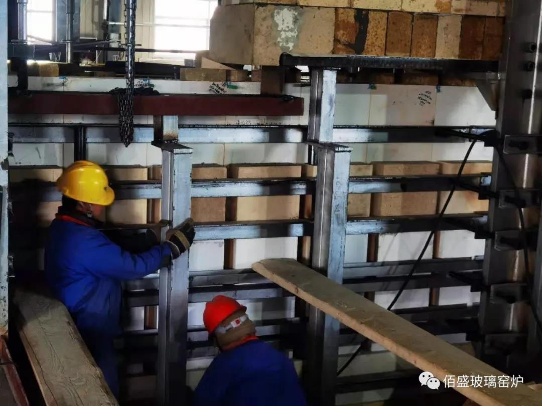 午夜成人免费观看