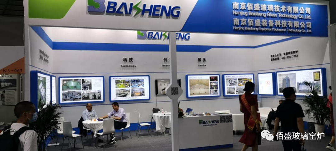 午夜成人免费观看玻璃