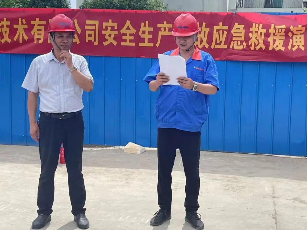 指揮長端義金（左）、副指揮長楊祥仁（右）