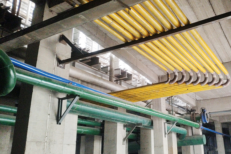 午夜免费三级片