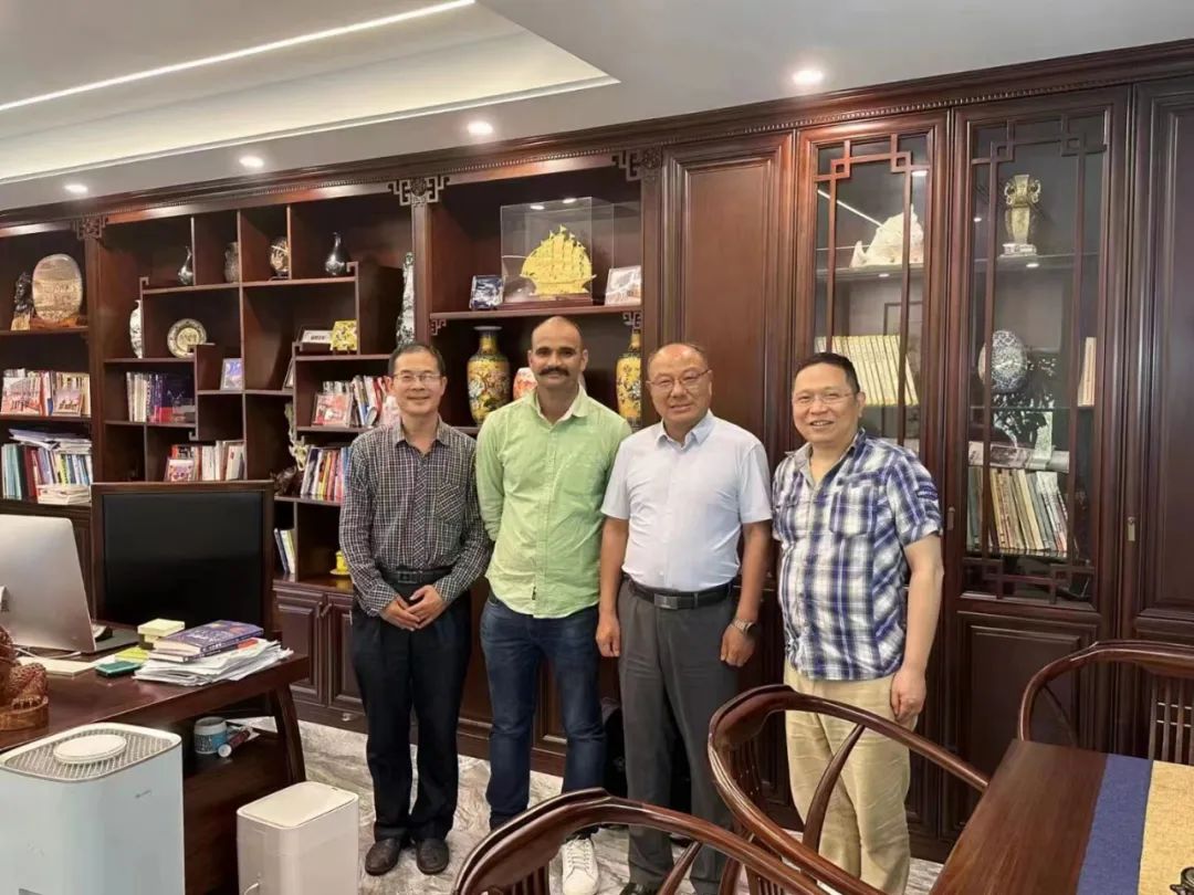 午夜成人免费观看