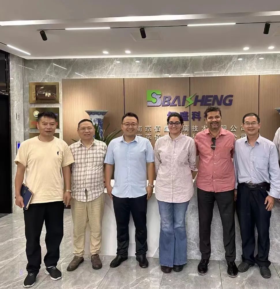 午夜成人免费观看