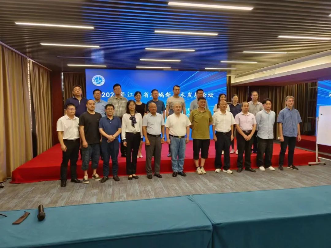 南京午夜成人免费观看