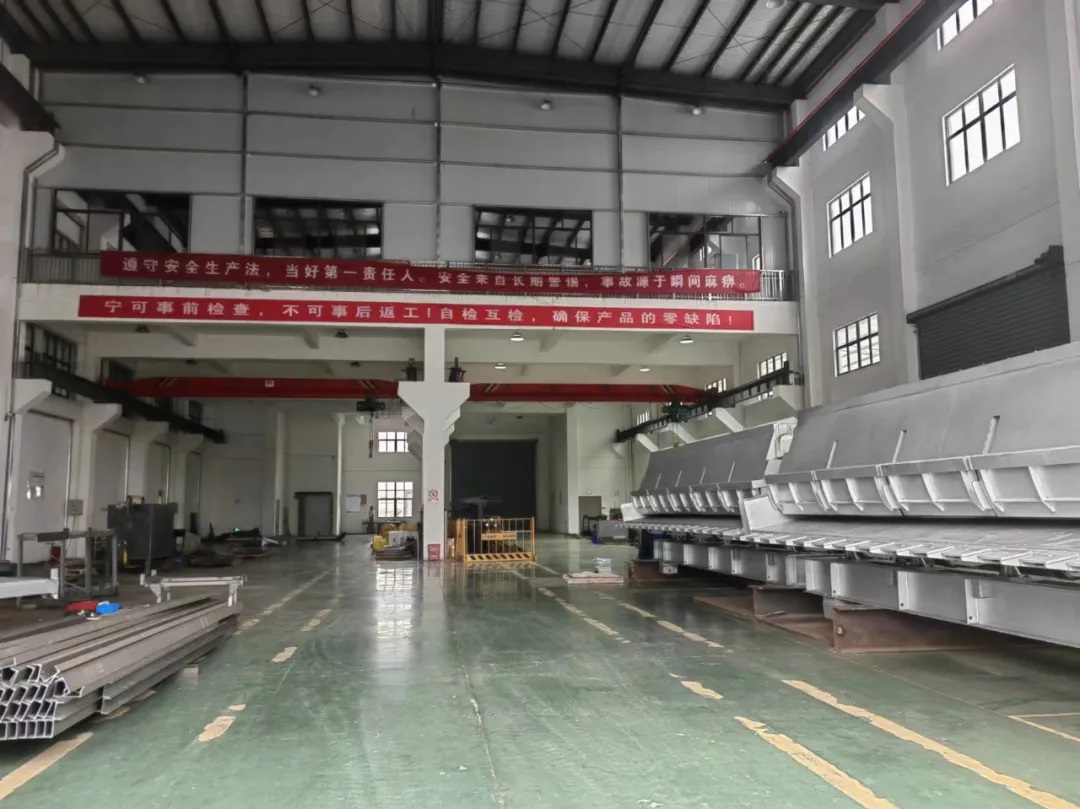 午夜成人免费观看