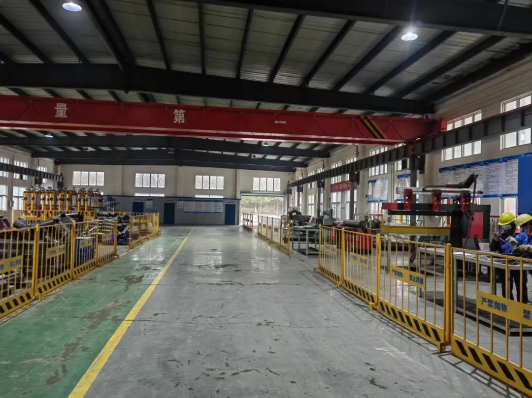 午夜成人免费观看