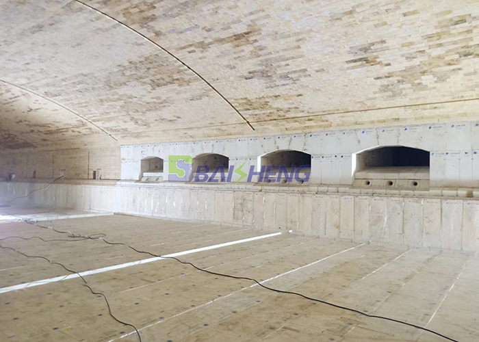 1675394132468336.jpg 玻璃窯爐.jpg